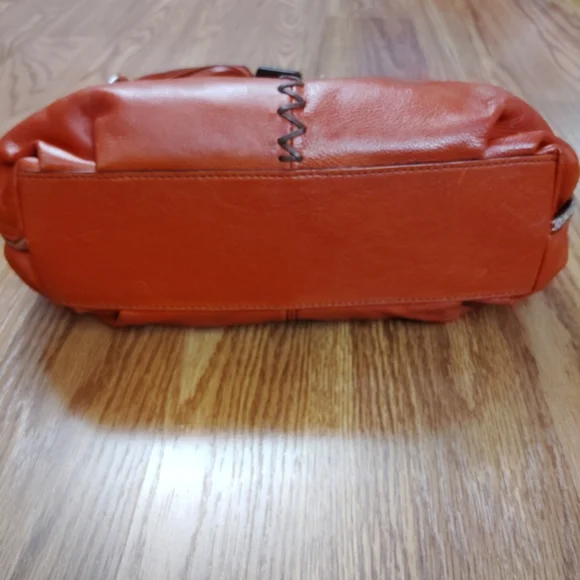 Gorgeous BRIGHTON SHAYLA LEATHER SHOULDER Purse - Picture 3 of 16